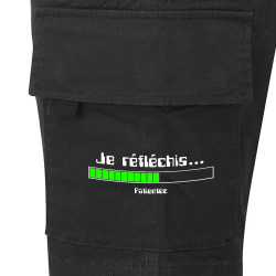 Short cargo homme noir Je réfléchis Patientez (Gondrax,Jeux Vidéo / Geek,Humour,Des chiffres et des lettres,Devoirs de vacances)