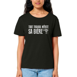 T-shirt femme col large coton bio noir Tout travail mérite sa bière (Andy,Alcool,Slogans Débiles)