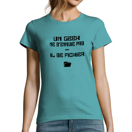 T-shirt femme "Un Geek ne...
