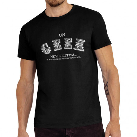 T-shirt homme "Un geek ne...