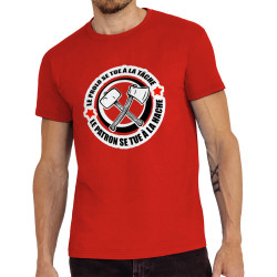 Tee-shirt homme rouge Le prolo se tue à la tâche (Slogans engagés)